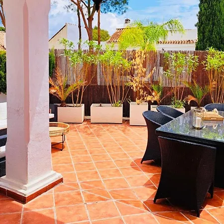 Apartment Bel Au Rdc De 2 Chambres Avec Grande Terrasse A Nueva Andalucia A 3,5 Km De Puerto Banus Et Des Belles Plages D'andalousie