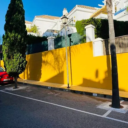 Bel Au Rdc De 2 Chambres Avec Grande Terrasse A Nueva Andalucia A 3,5 Km De Puerto Banus Et Des Belles Plages D'andalousie Apartment *